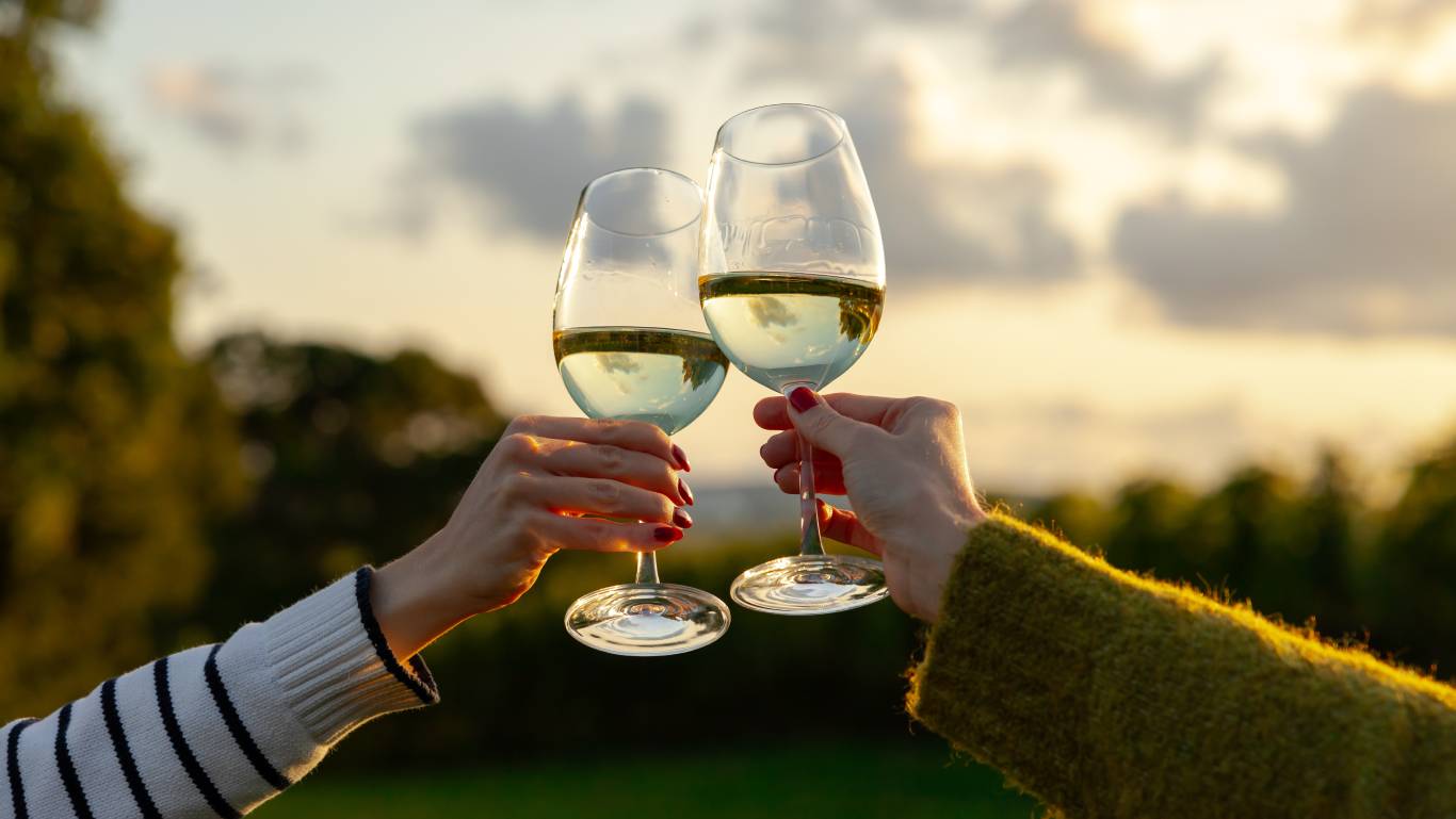 Crisp White Wine