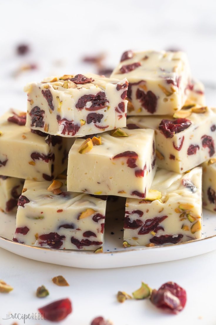 21 Best Thanksgiving Dessert Recipes (Easy, Classic & Crowd Favorites) 40