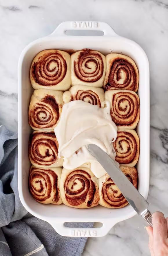21 Christmas Breakfast Ideas to Make Your Morning Merry & Bright 23 Classic Cinnamon Rolls