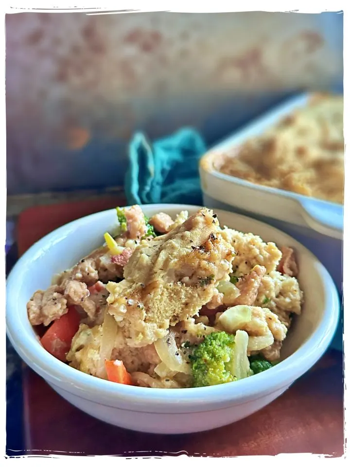 Easy Chicken Cobbler Recipe – Creamy One-Pan Comfort Food Dinner 17 Vegetarian “Chicken” Cobbler