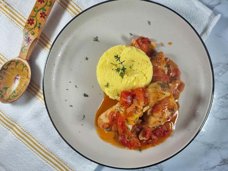 Image for Romanian Garlic Chicken Stew Recipe – Ostropel de Pui