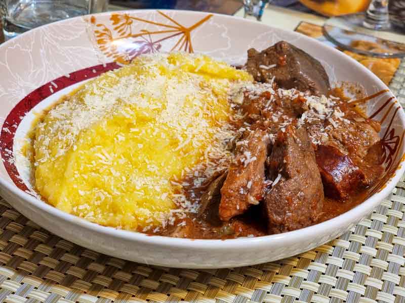 Image for Romanian Tochitura Recipe: A Comforting Culinary Delight