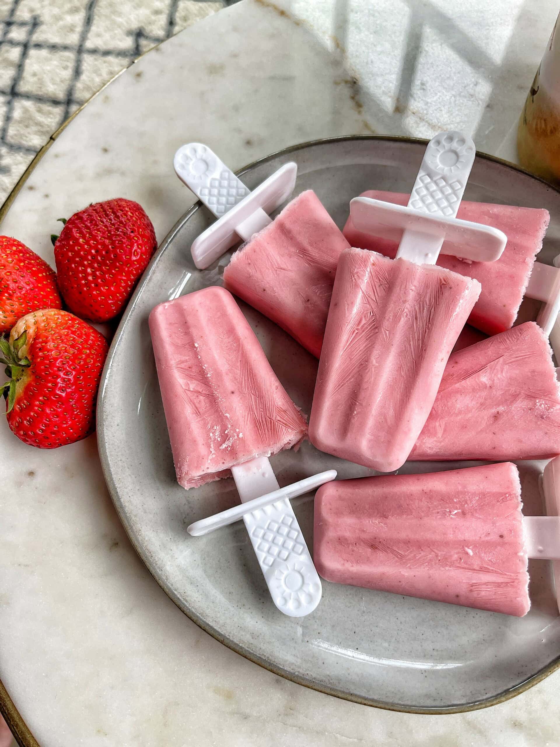 Image for Strawberry Frozen Yogurt Ice Pops